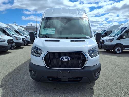 Oxford White 2026 Ford Transit-250 Base