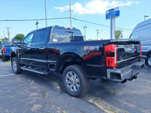 2025 Ford F-350 Lariat