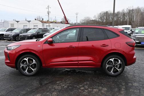 2024 Ford Escape ST-Line Elite