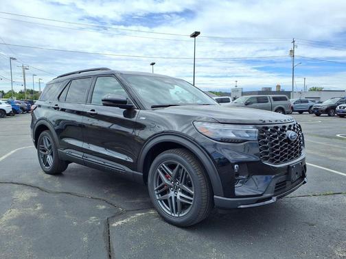 AGATE BLACK METALLIC 2026 Ford Explorer ST-Line