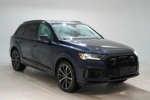 2023 Audi Q7 55 Premium Plus