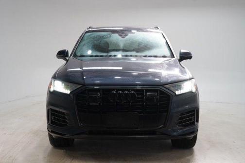 2023 Audi Q7 55 Premium Plus