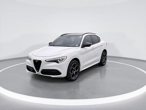 2022 Alfa Romeo Stelvio Ti