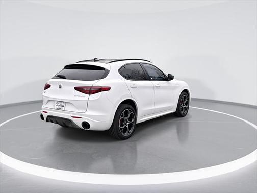 2022 Alfa Romeo Stelvio Ti