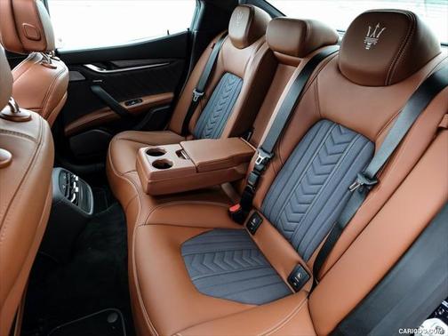 2021 Maserati Ghibli S Q4 GranLusso