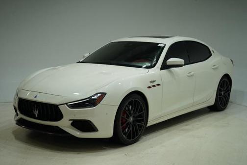 2022 Maserati Ghibli Trofeo