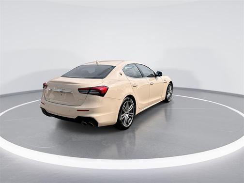 2022 Maserati Ghibli Modena