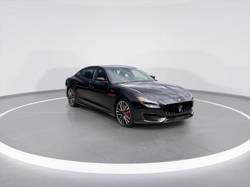 2022 Maserati Quattroporte Trofeo