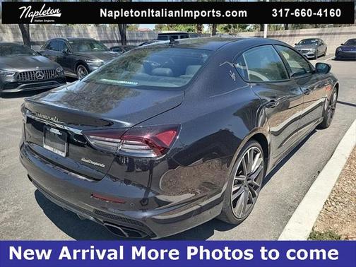 2022 Maserati Quattroporte Trofeo