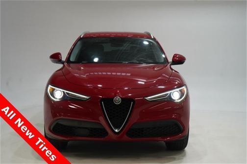 2018 Alfa Romeo Stelvio Base