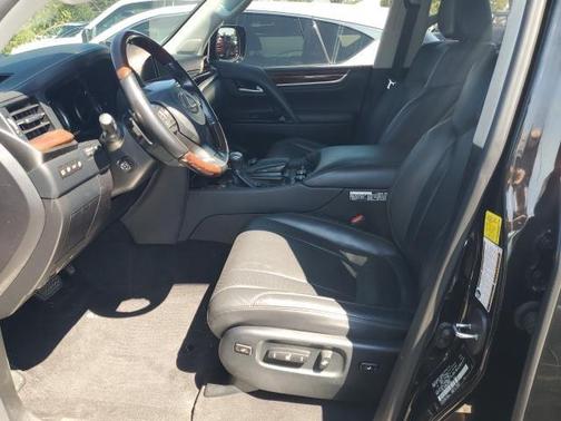 2021 Lexus LX 570 Three-Row