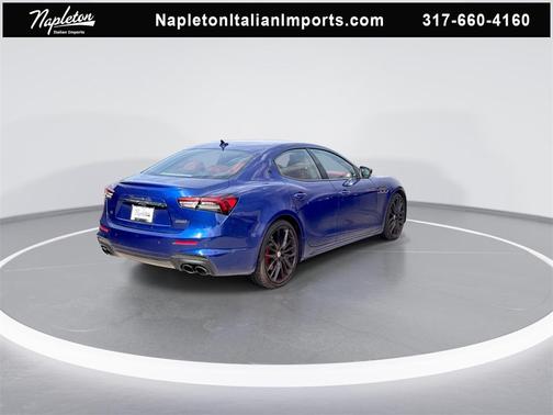 2022 Maserati Ghibli Modena Q4