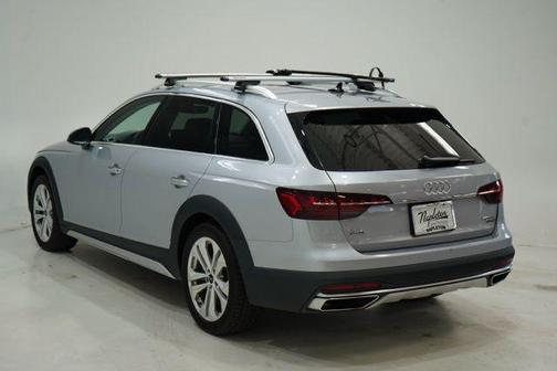 Florett Silver Metallic 2023 Audi A4 allroad 45 Premium Plus