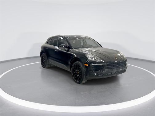 2018 Porsche Macan Sport Edition