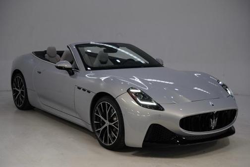 2026 Maserati GranCabrio AWD