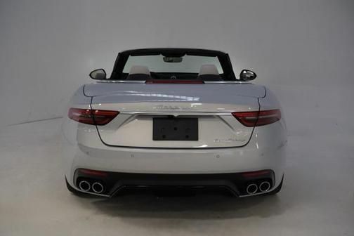 2026 Maserati GranCabrio AWD