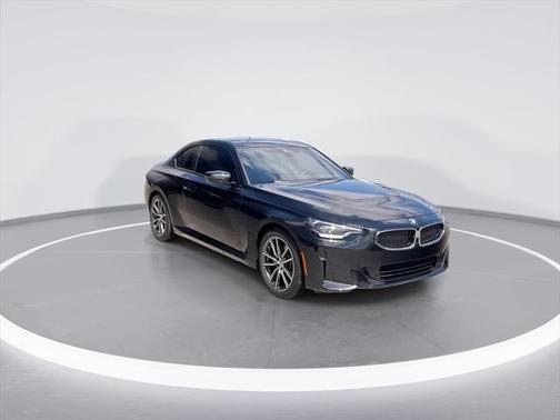 2024 BMW 230 i xDrive