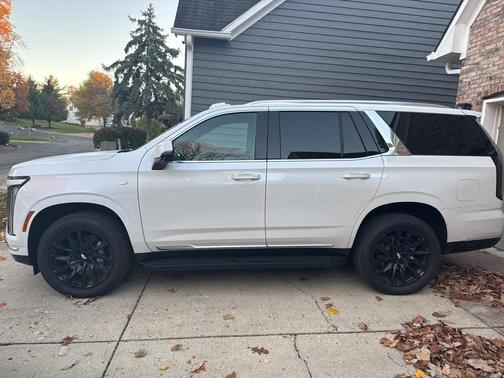 2025 Cadillac Escalade Premium Luxury