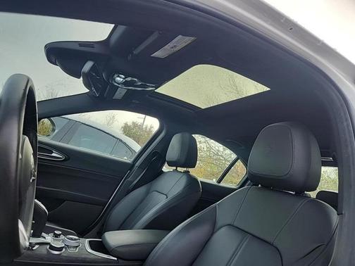 2022 Alfa Romeo Giulia Sprint