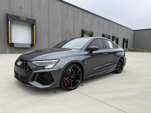 2023 Audi RS 3 TFSI quattro S tronic
