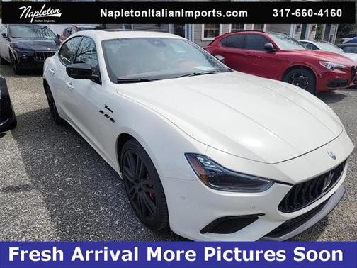 2022 Maserati Ghibli Modena Q4