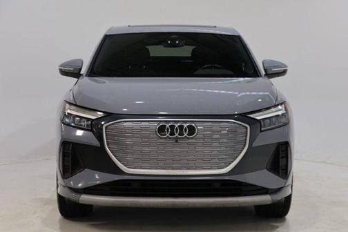 Pebble Gray 2022 Audi e-tron Premium