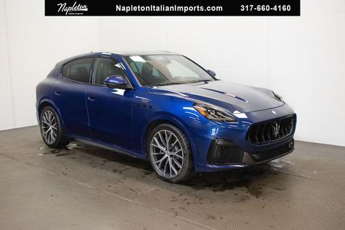 Blu Intenso Metallic 2024 Maserati Grecale Trofeo