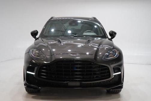 2025 Aston Martin DBX 707