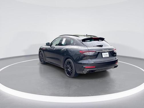 2022 Maserati Levante Trofeo