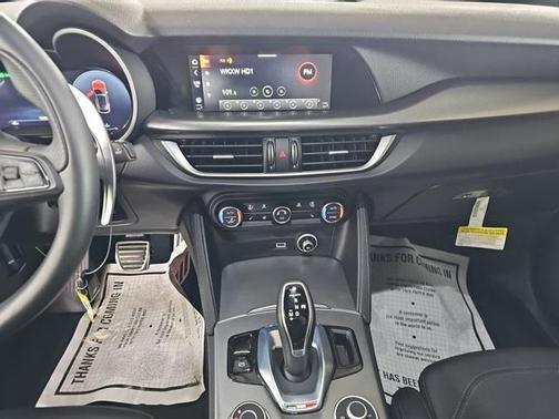 2024 Alfa Romeo Stelvio Veloce AWD