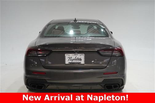 2023 Maserati Quattroporte Trofeo