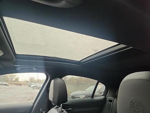 2023 Alfa Romeo Stelvio Ti