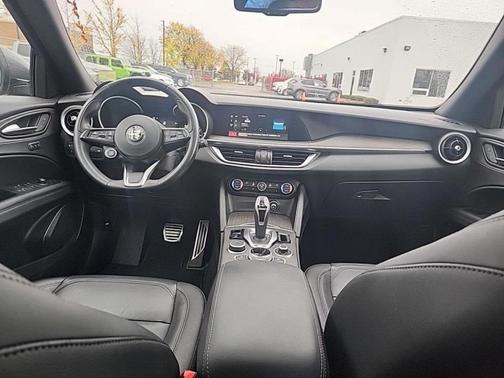 2023 Alfa Romeo Stelvio Ti