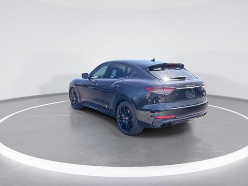 2022 Maserati Levante Modena