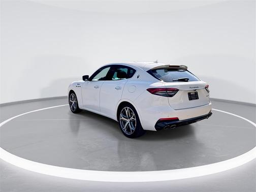 2023 Maserati Levante Modena