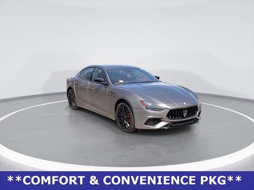 2022 Maserati Ghibli Modena Q4