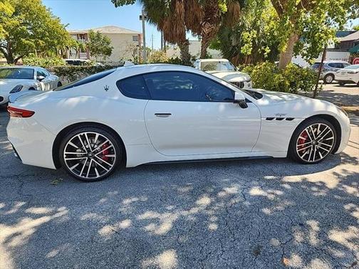 2024 Maserati GranTurismo Trofeo