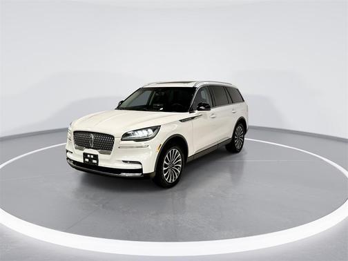 2022 Lincoln Aviator Standard AWD