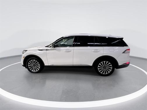 2022 Lincoln Aviator Standard AWD