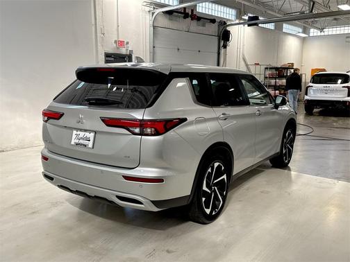 2024 Mitsubishi Outlander SE 2.5 2WD
