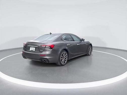 2023 Maserati Ghibli Modena Q4