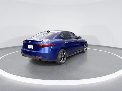 2022 Alfa Romeo Giulia Ti