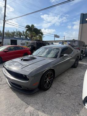 Destroyer Gray Clearcoat 2018 Dodge Challenger R/T 392