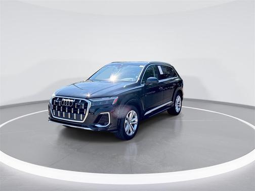 2025 Audi Q7 55 Premium Plus