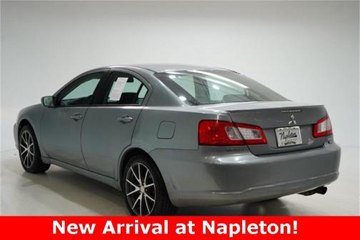 2009 Mitsubishi Galant Base