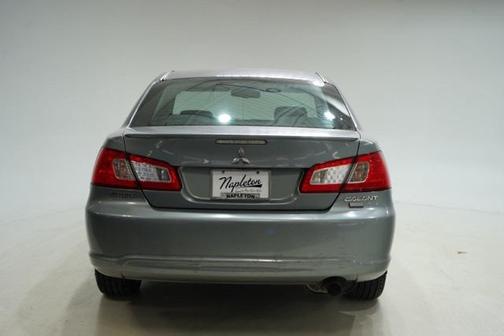 2009 Mitsubishi Galant Base