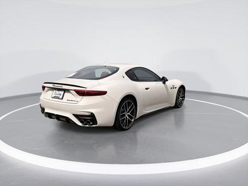 2024 Maserati GranTurismo Trofeo