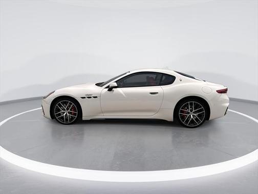 2024 Maserati GranTurismo Trofeo