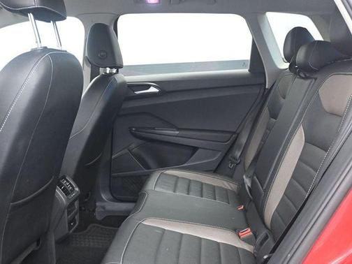 2022 Volkswagen Taos 1.5T SEL