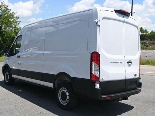 2025 Ford Transit-250 148 WB Medium Roof Cargo